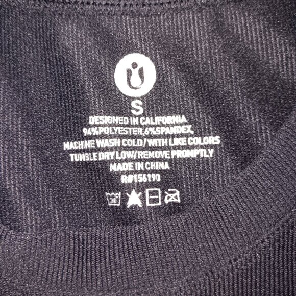 OTOS ACTIVEWEAR TOP - Picture 9 of 10